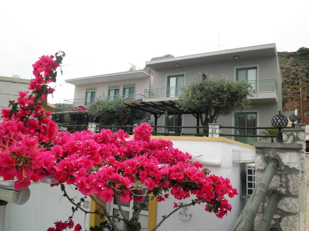 Aroma Stegna Sea Apartment Bagian luar foto
